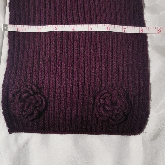 New, handmade scarf and hat set - Picture 7 of 8